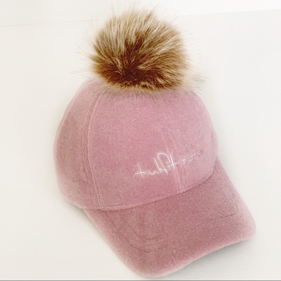 Accessories - NEW-Detachable Faux Fur PomPom/Suede Base Ball Hat